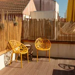 Rent a room of 300 m² in Esmoriz