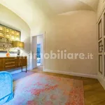 Rent 5 bedroom apartment of 300 m² in Florence