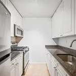 Rent 2 bedroom apartment of 105 m² in New York