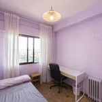 Rent a room of 140 m² in madrid