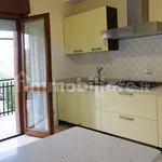 Rent 5 bedroom house of 200 m² in Fara in Sabina