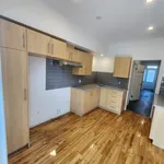 Rent 5 bedroom apartment in Montreal