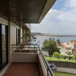 Rent 2 bedroom apartment in Porto