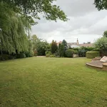 Rent 7 bedroom house in East Midlands