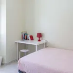 Rent a room in lisbon