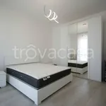 Rent 2 bedroom apartment of 62 m² in Milano