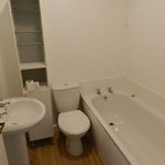 Rent 3 bedroom flat in Wales