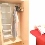 Rent 4 bedroom apartment in Barcelona