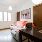 Rent 3 bedroom apartment in Barcelona