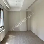 Rent 4 bedroom apartment of 96 m² in İstanbul