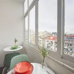 Rent 7 bedroom apartment in Lisbon