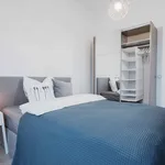 Rent a room of 106 m² in Berlin