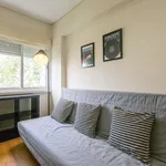 Rent 2 bedroom apartment of 58 m² in lisbon