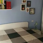 Rent 2 bedroom apartment of 40 m² in Milan