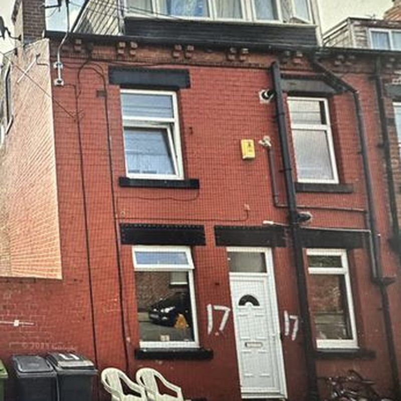 Terraced house to rent in Noster View, Leeds LS11 Islington
