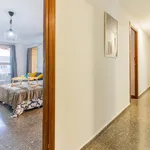 Rent 5 bedroom apartment in Valencia