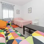 Rent 5 bedroom apartment in Valencia