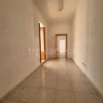 Rent 6 bedroom apartment of 180 m² in Crotone