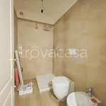 Rent 1 bedroom apartment of 41 m² in Milano