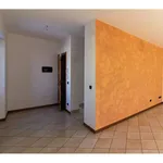 Rent 3 bedroom apartment of 90 m² in Laino