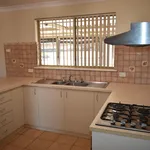 Rent 3 bedroom house in Castletown