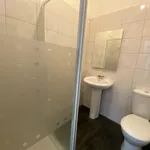 Rent 2 bedroom flat in Kirklees