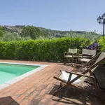 Rent 12 bedroom apartment of 450 m² in Cortona