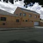 Rent 3 bedroom house in Cape Town