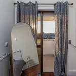 Rent a room in lisbon