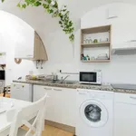 Rent 1 bedroom apartment of 62 m² in lisbon