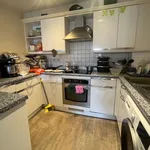 Rent 2 bedroom flat in East Midlands