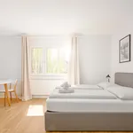 Miete 4 Schlafzimmer wohnung von 30 m² in Wien