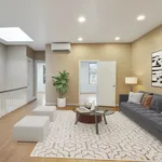 Rent 4 bedroom apartment of 125 m² in New York City