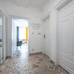 Pronajměte si 1 ložnic/e byt o rozloze 60 m² v Prague