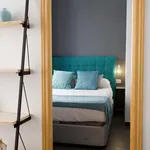 Rent 1 bedroom apartment of 50 m² in Málaga