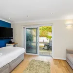 Rent 3 bedroom flat in Brighton Marina