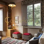 Rent 5 bedroom house of 400 m² in Florence