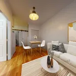 Rent 2 bedroom apartment in Manhattan