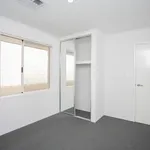 Rent 4 bedroom house in Baldivis