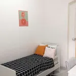 Rent a room in naples