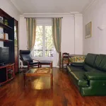 Rent 2 bedroom apartment of 48 m² in Paris