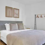 Appartement de 61 m² avec 3 chambre(s) en location à Paris