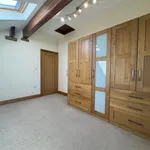 Rent 4 bedroom flat in Calderdale