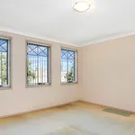 Rent 4 bedroom house in Parklea