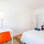 Rent a room of 80 m² in lisbon