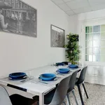 Rent a room in milan