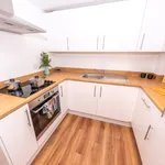 Rent 2 bedroom flat in Manchester