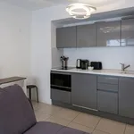 Rent 1 bedroom apartment of 420 m² in Cannes