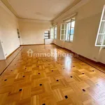 Rent 5 bedroom apartment of 350 m² in Genoa