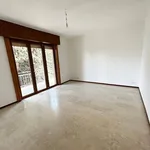 Rent 3 bedroom apartment of 90 m² in Novate Milanese